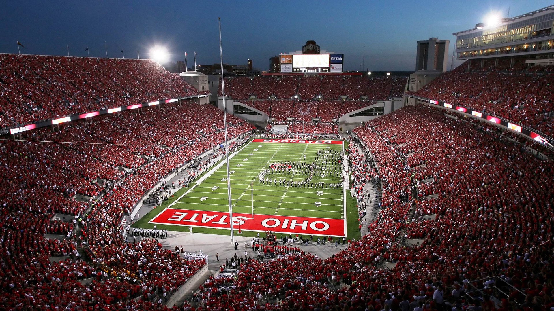 开云体育入口-_光影奇幻赛：灯光炫彩中的精彩比拼_，奇幻光影嘉年华