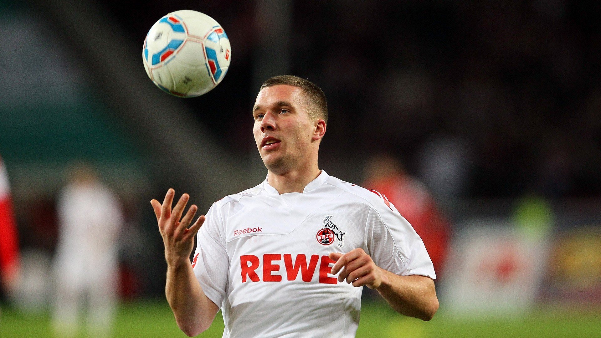 _勇士队外线火力全开，连续得分_，勇士队的