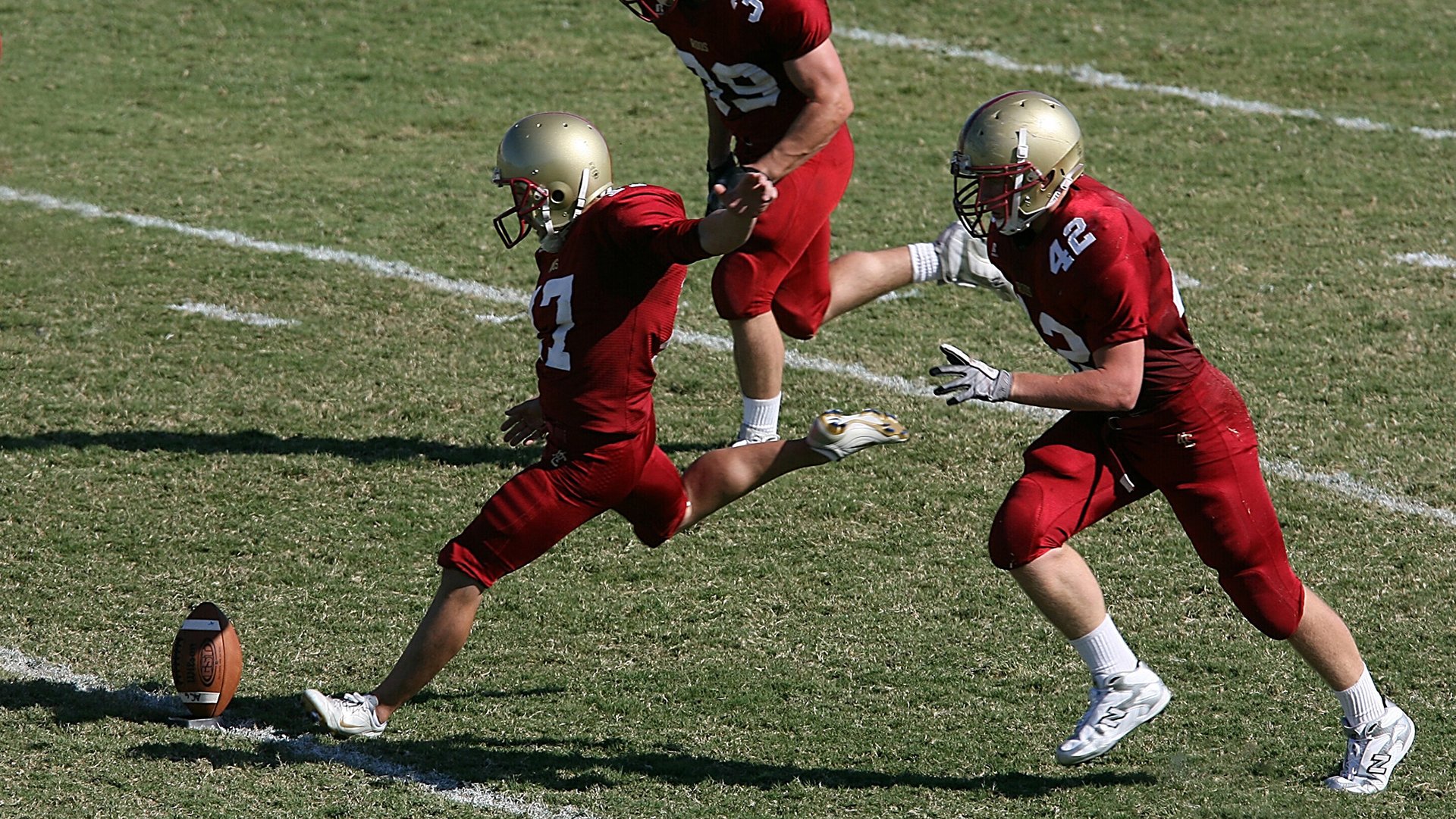 逆转戏码：悬念持续升级，逆转游戏简介